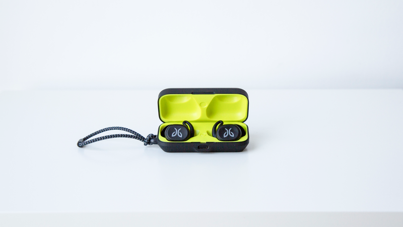 Illustration for article titled Finally, a Proper AirPods Competitor